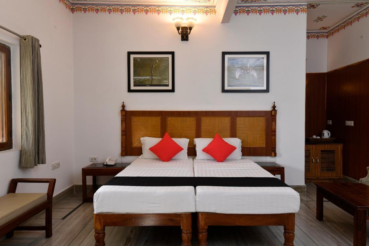 Hotel Sunbird Bharatpur Exterior foto
