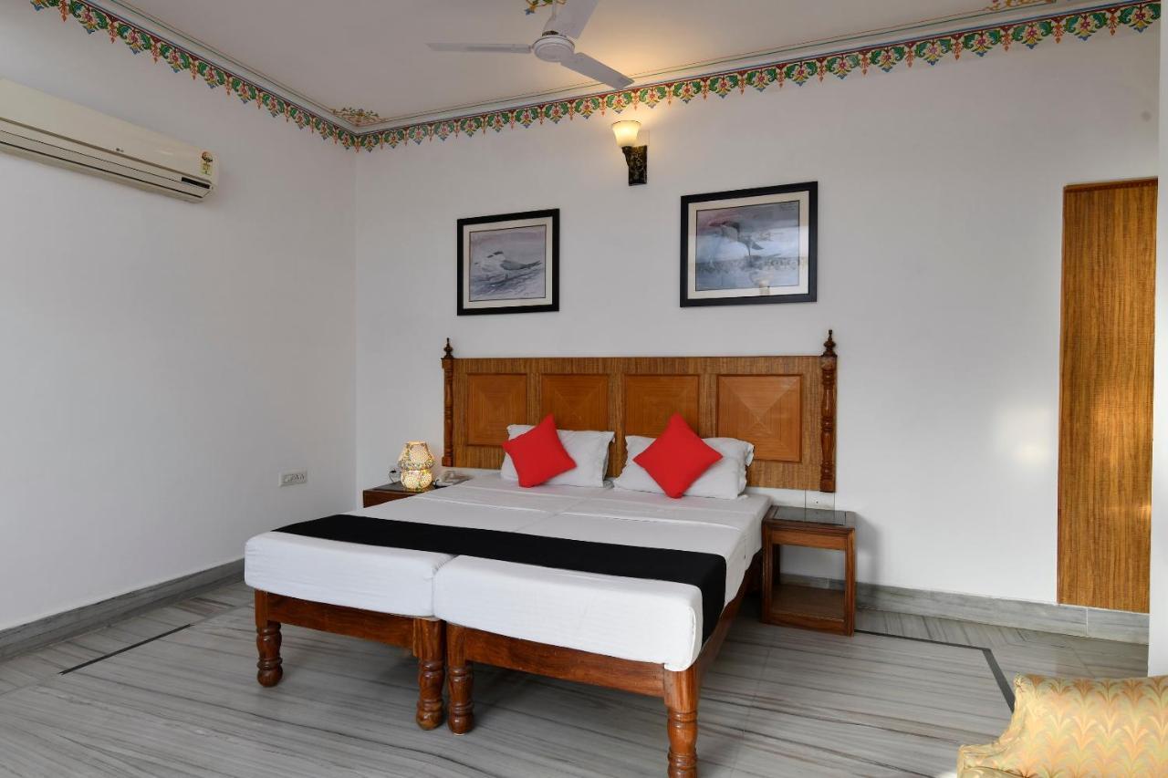 Hotel Sunbird Bharatpur Exterior foto