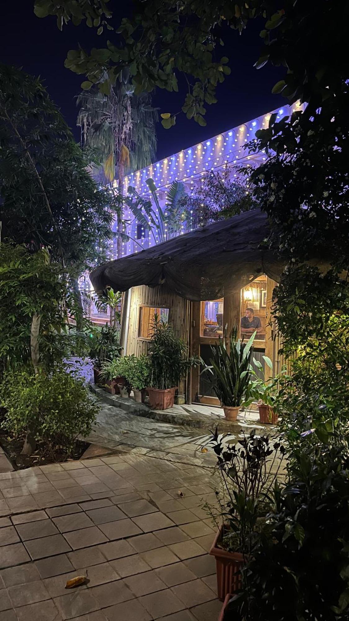 Hotel Sunbird Bharatpur Exterior foto