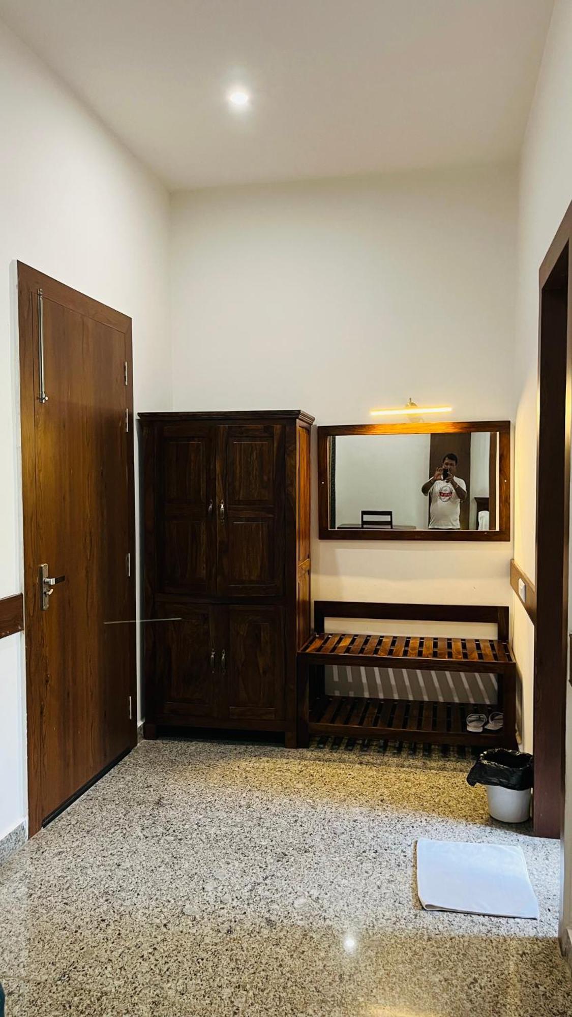 Hotel Sunbird Bharatpur Exterior foto